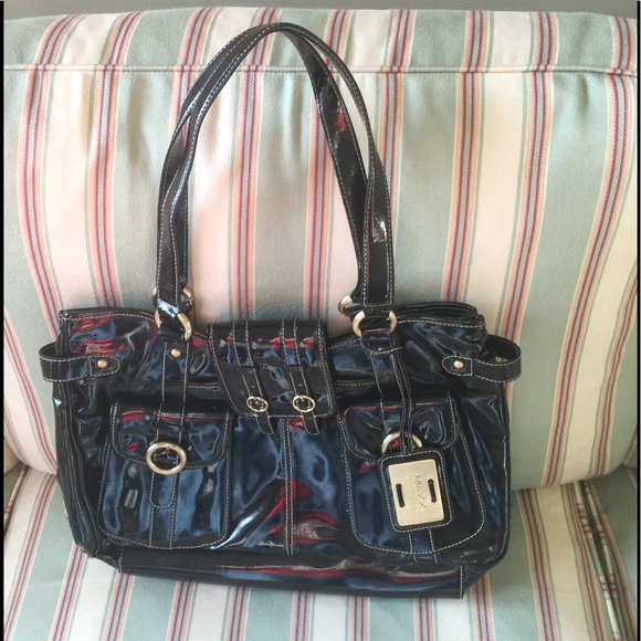 Maxx Patent Leather Bag - Picture 1 of 8